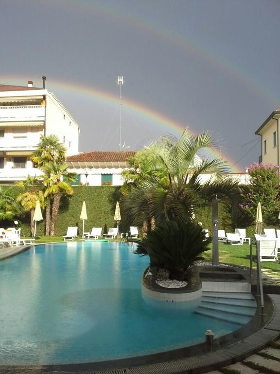 Hotel Terme Salus Abano Terme Exterior foto
