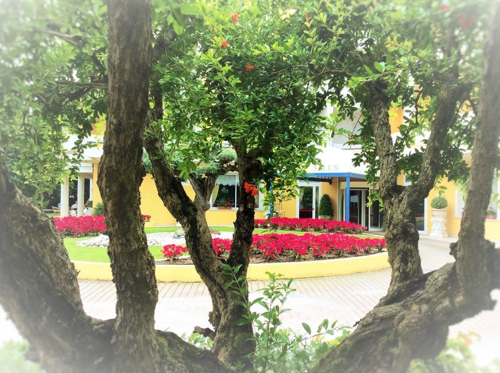 Hotel Terme Salus Abano Terme Exterior foto